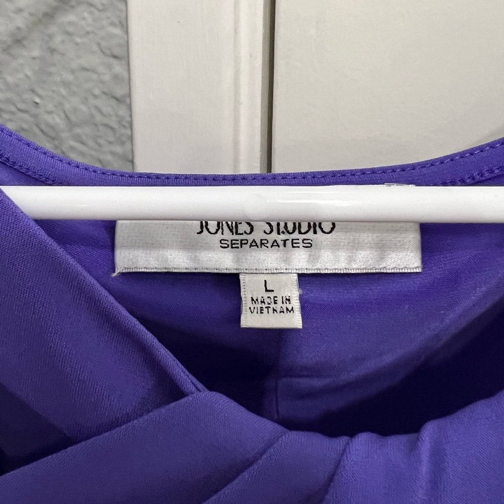 Jones Studio NWT purple blouse - Picture 3 of 6
